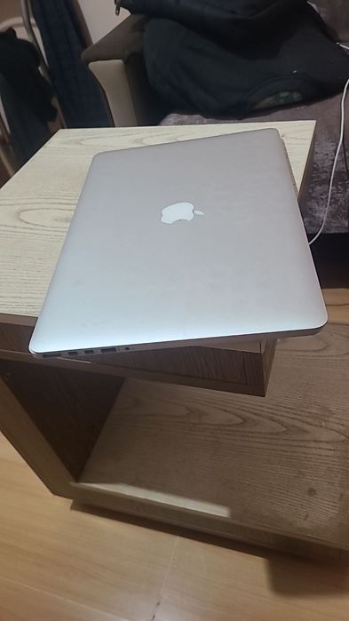 Macbook pro 2015 srochna
