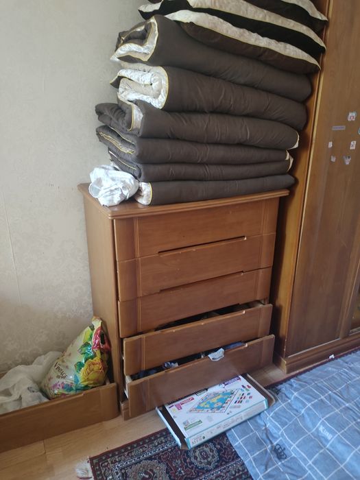 Отдам бесплатно шкаф