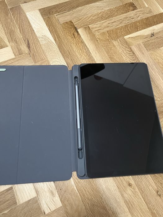 Таблет Lenovo Tab m11 в отлично състояние+калъф и писалка