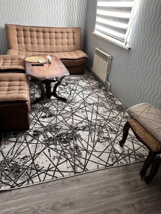 Сдается 2 ком Максим Горький. Дипломатия Университет. Буз базар