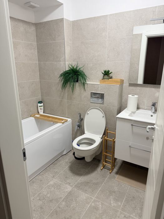 Studio modern, prima închiriere, amenajat premium + balcon spațios