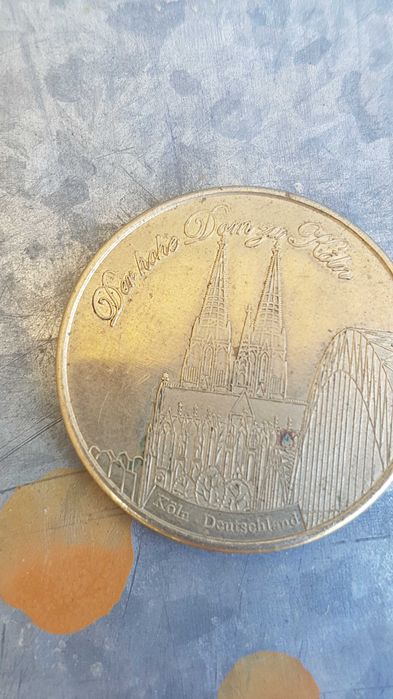 Медальон Немски оригинален със лого на кулите в кьолн