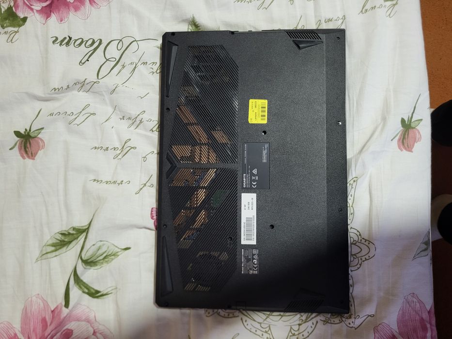 Laptop Gigabyte i5 12th RTX 4050 (nu Asus, Dell)