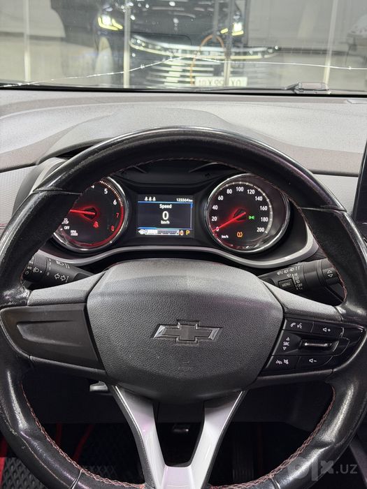 Tracker 2 Redline 2021 yil Probeg 123.500km