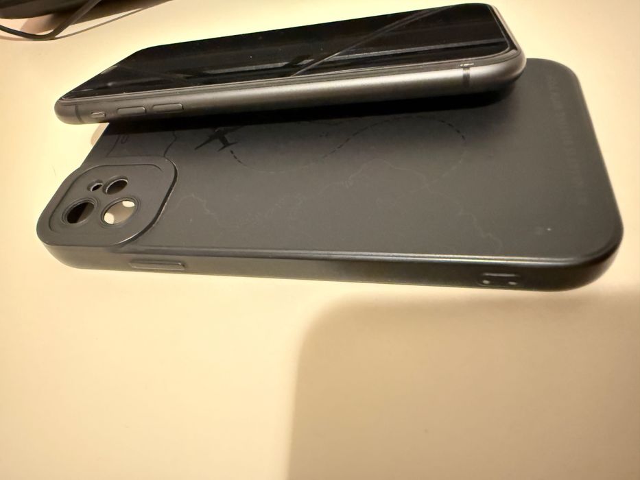 Vând IPhone 11. 128gb