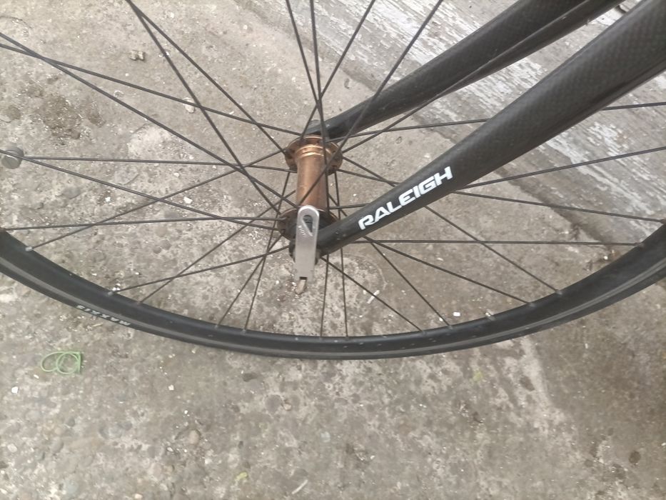 Bicicleta adusa din italia se vede din foto arata f bine