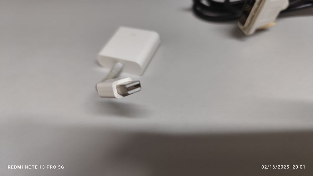 Адаптер / Преходник Mini DisplayPort (mini DP) към DVI + DVI кабел