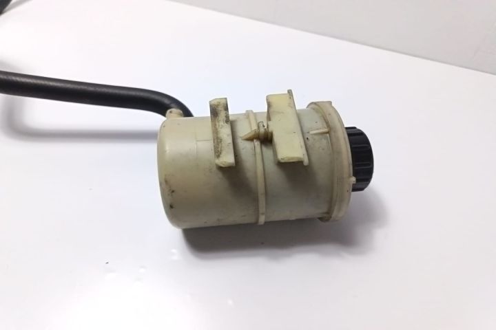 Vas lichid servo  820005185 Renault Master a 2-a generatie