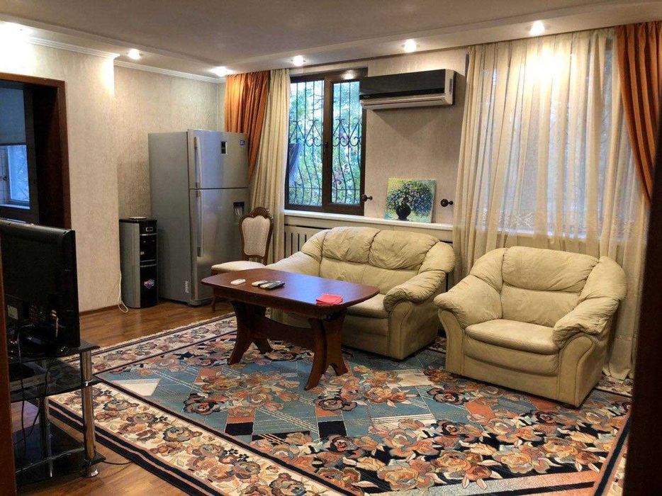 80 м². Продаётся 3-комнатная квартира на Паркентском.