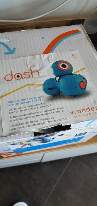 Образователен робот Dash