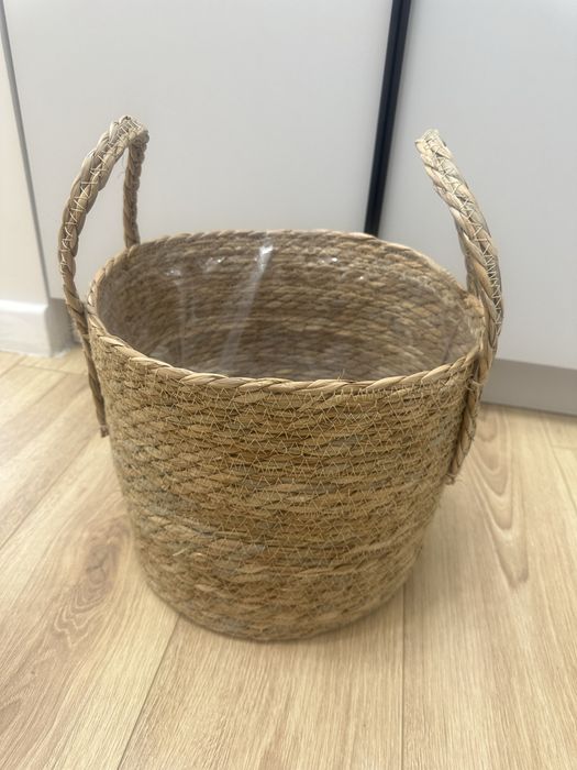 Корзина плетенная