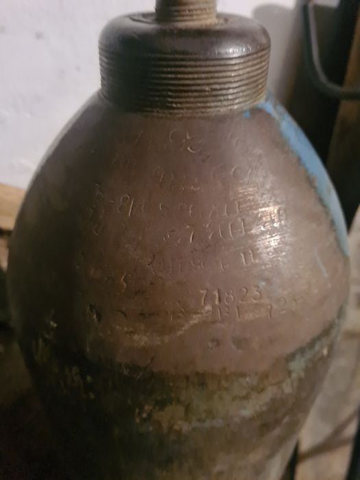 Продам полный кислородный баллон