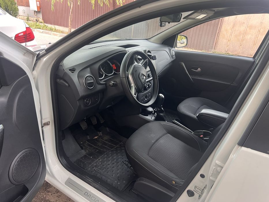 Vand sau schimb logan 2