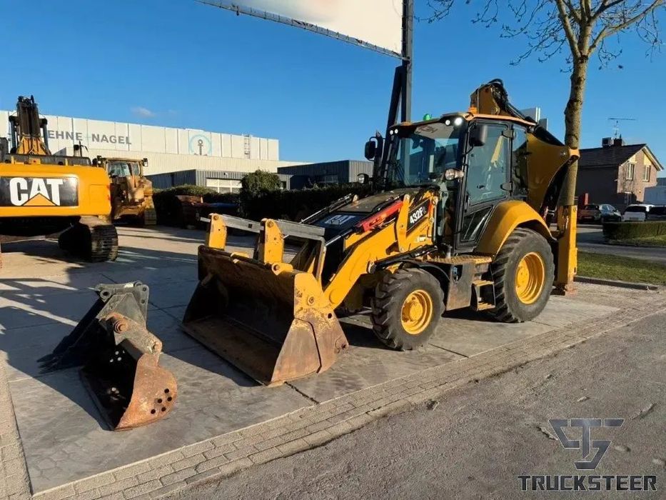 Cat 432F2 Avans leasing de la 15% CAT 432F2 3.317h 102CP 4x4 JoyStick 2019