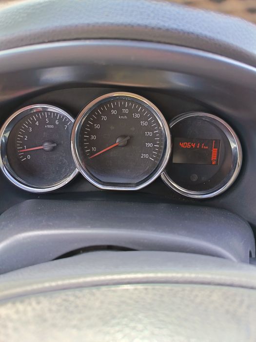 Vand Logan  MCV 2016