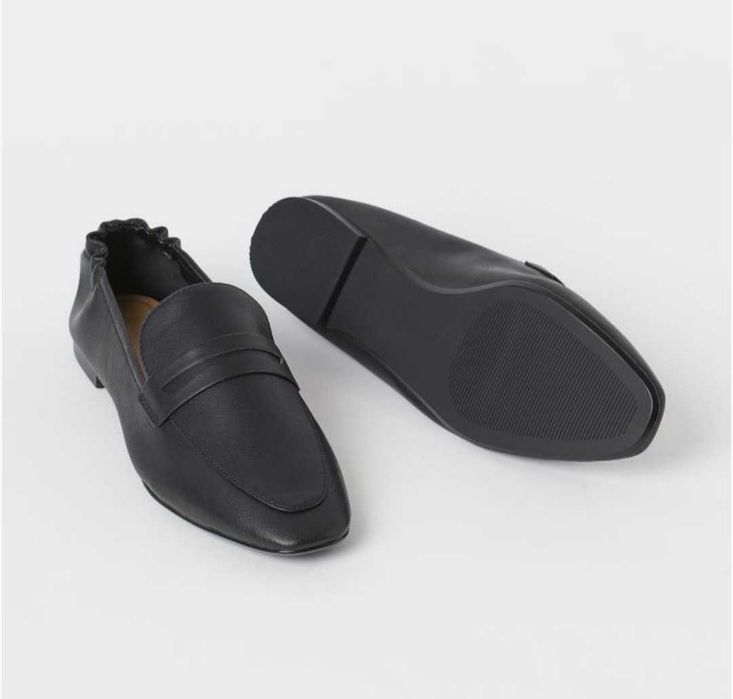 Затворени обувки Н&М