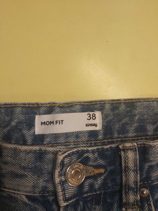 Дамски дънки- много запазени