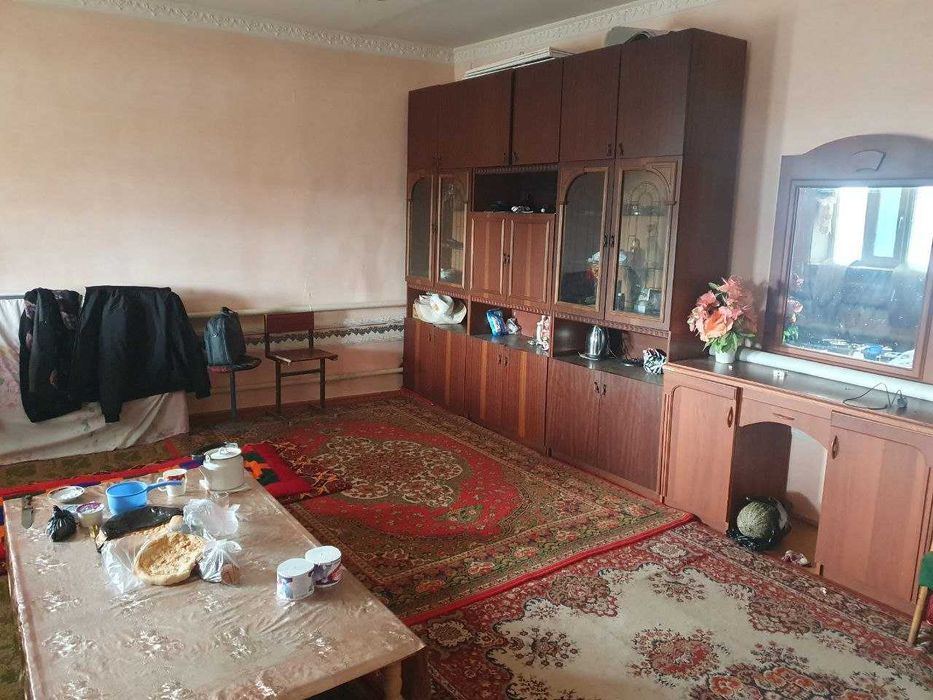 Квартира сатылады.