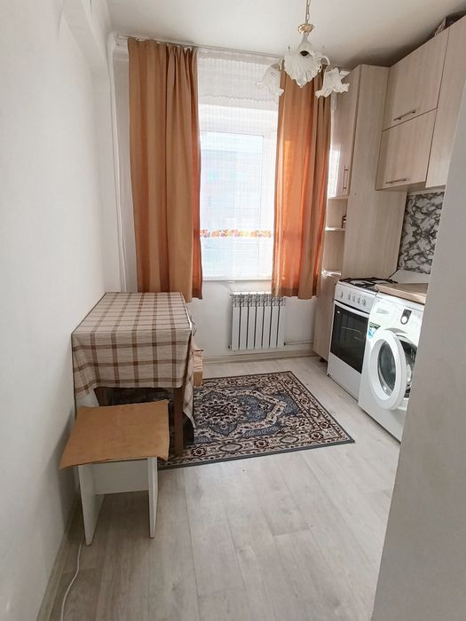 Продается 1 ком кв Новосёлова 16/3