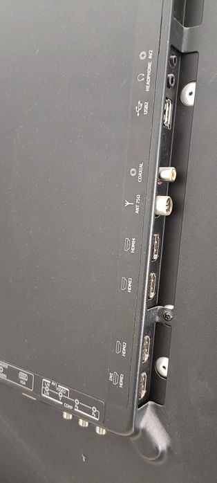 Телевизор ж/к с диоганальом 140