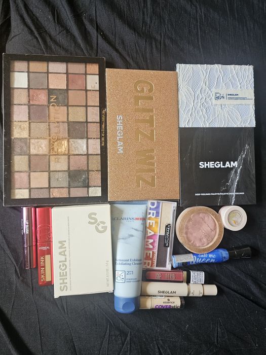 Set de machiaje farduri rimel pudra crema