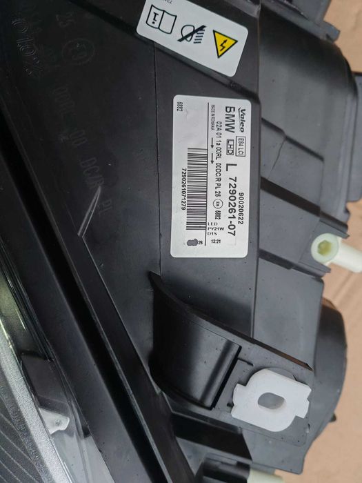 Set Faruri BMW BMW X1 (E84) LCI E84 Facelift NOI  VALEO 2012-2015 electric , tip bec D1S, are motoras, fara balast, bi-xenon cu lumini de zi
