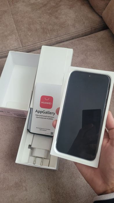 HUAWEI Pura 70xmage.  Srochna sotiladi  idial xolatda