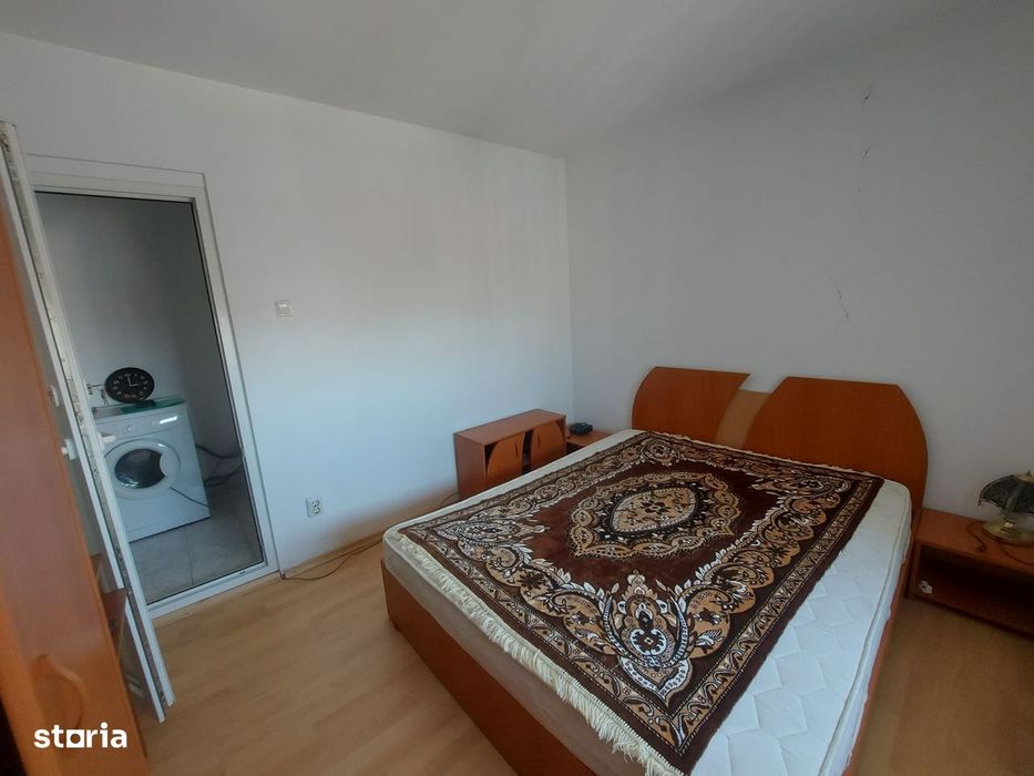Vanzare apartament 3 camere, zona micro 4 - Targoviste