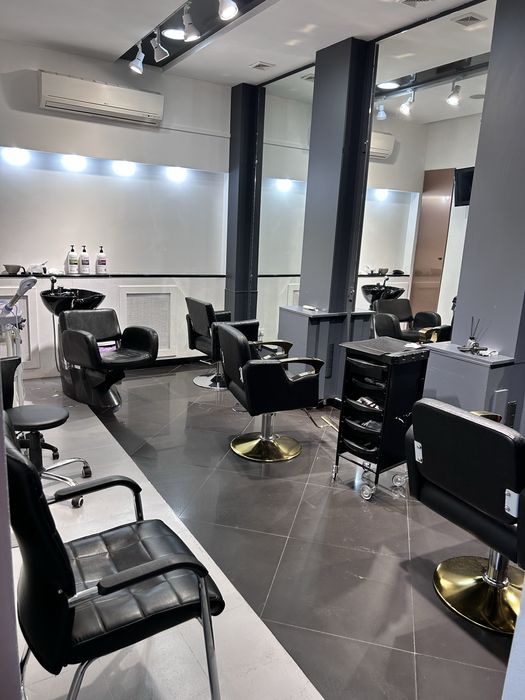 Сдаеться в аренду место для парикмахера