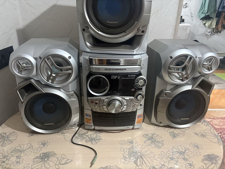 Музыкальный центр