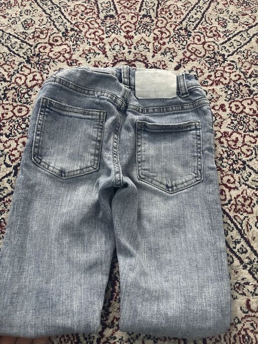 Blugi Zara 128 baieti