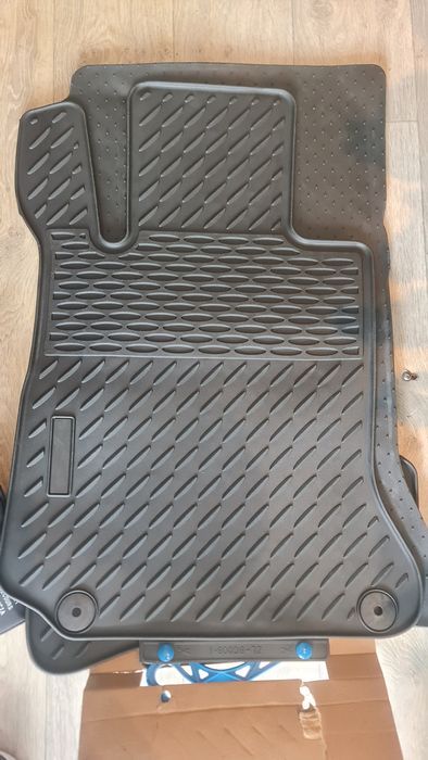 Стелки за Мерцедес Mercedes