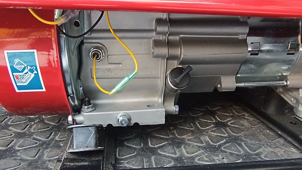 Бензиновый генератор YAMAHA 5500