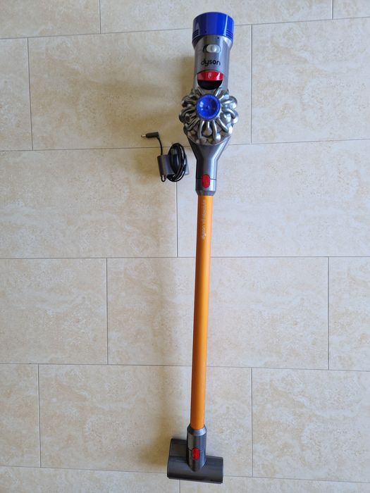 Dyson V 8 Absolute - aspirator vertical