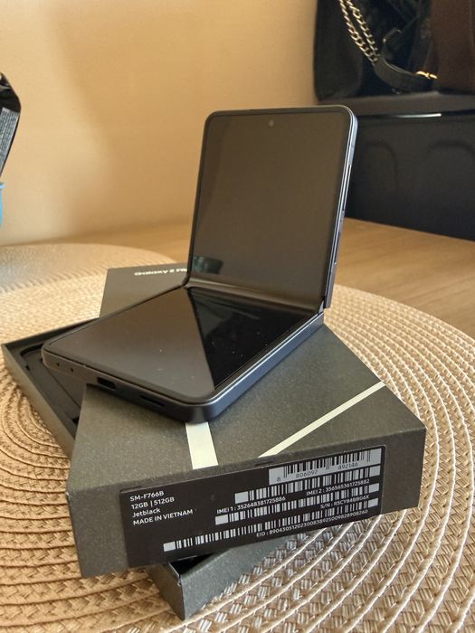 Samsung Galaxy Z Flip7 512GB