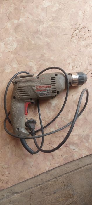 Продам дрель шуроповерт