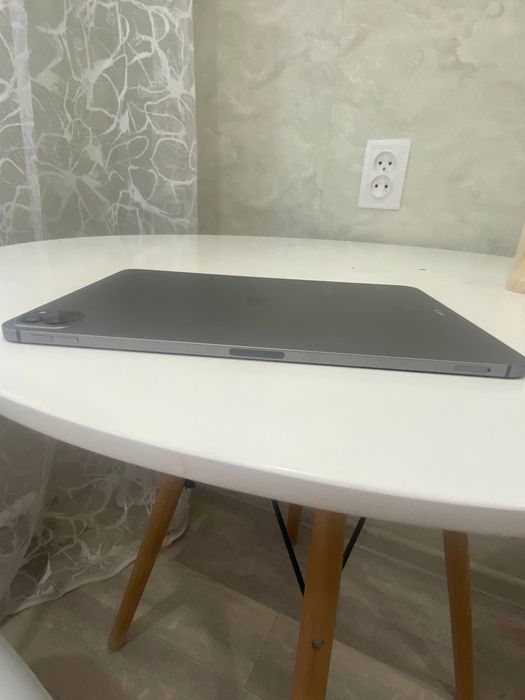 ipad Pro m2 Четвёртого покаления .