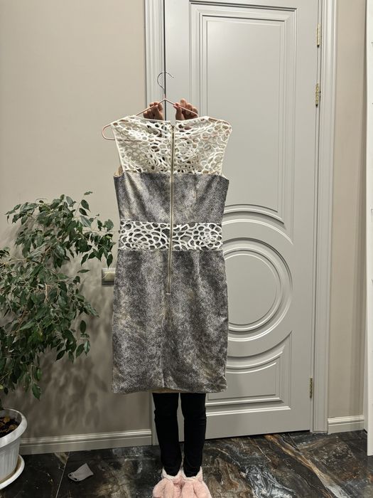 Продаем Платье в хорошем состоянии