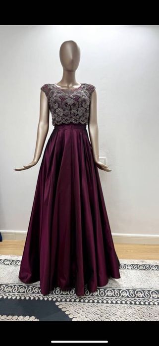 Вечернее платье одета всего один раз