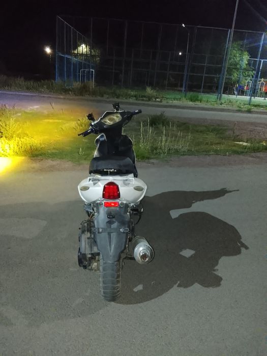 Продам скутер 150 кубов