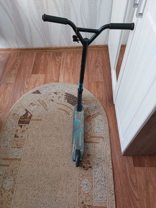 Самокат трюковой