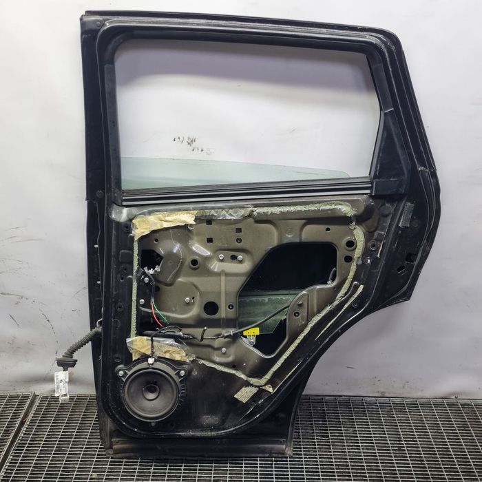 Usa Dreapta Spate Nissan Qashqai Facelift 2010 - 2013 SUV 4 Usi BLACK Metalizat Z11 (1444)