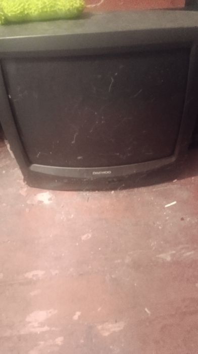 Отдам 4 телевизора