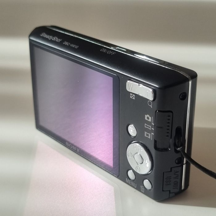 Компактен фотоапарат Sony Cyber shot w610