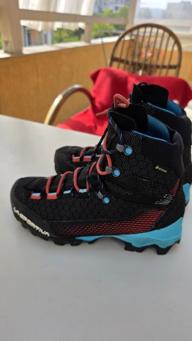 Дамски туристически обувки La Sportiva Aequilibrium Gtx St Woman Gore-Tex Black 38 размер