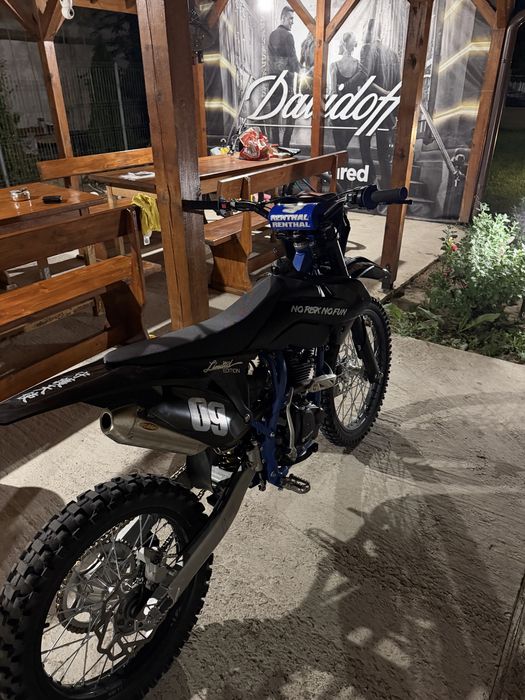 Продава се Telstar 250