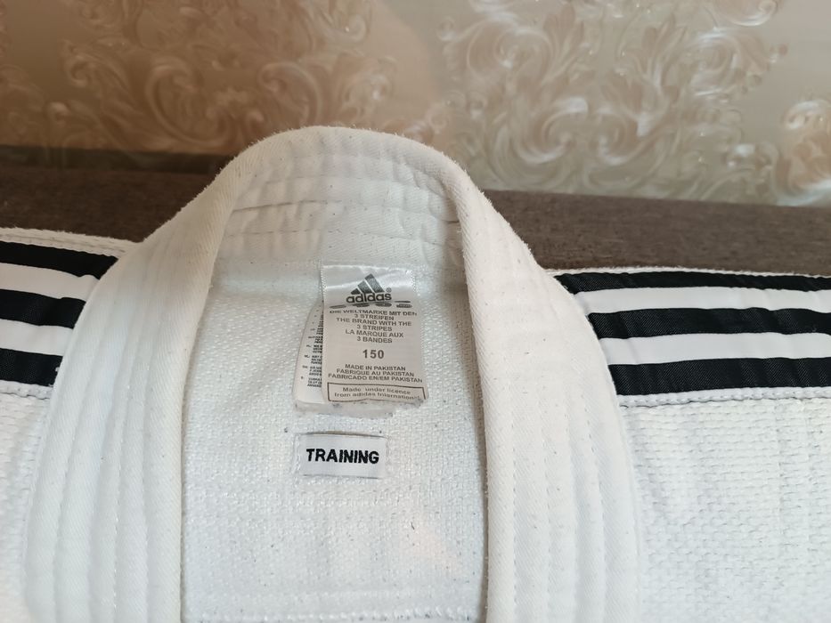 Продам кимано для дзюдо