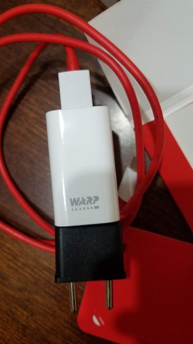 OnePlus 7 Pro дисплей и гръб без драскотини