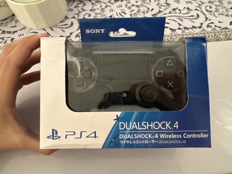 Джостик плестейшн 4 оригинал