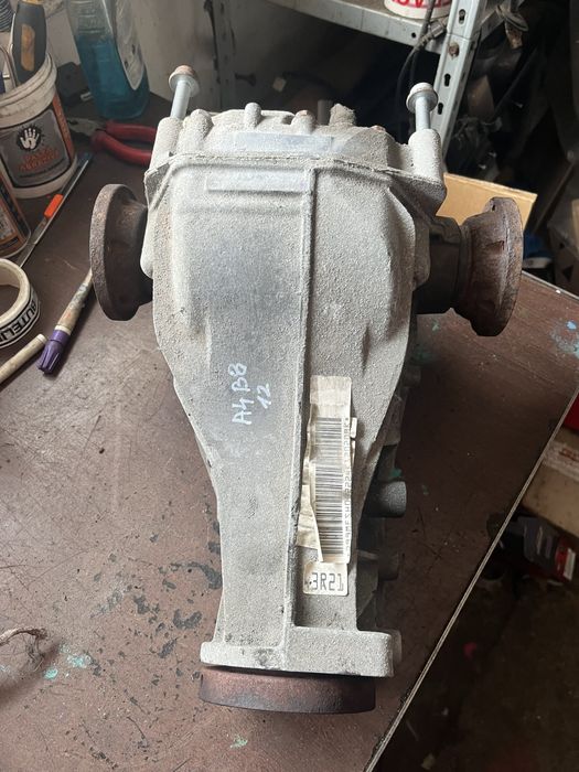 Grup diferential spate audi A4 B8 cod:OAR525083B